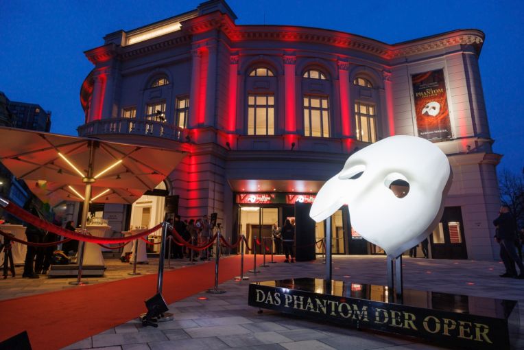 Premiere DAS PHANTOM DER OPER im Raimund Theater 001